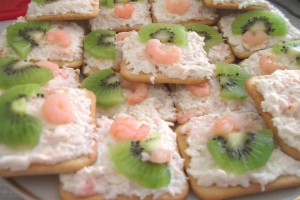 Кусок льда массой 5 кг при температуре минус 30